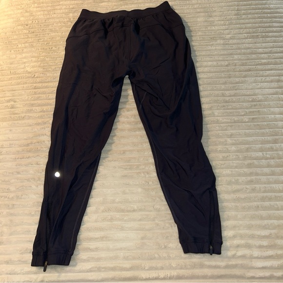 Lululemon Adapted State Women’s 8 High-Rise Tech Fleece Jogger Dark Navy - Picture 10 of 10